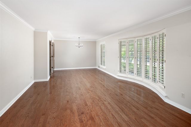 9329 Seagrove Drive, Dallas, TX 75243