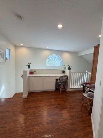 65 Danbury, Irvine, CA 92618