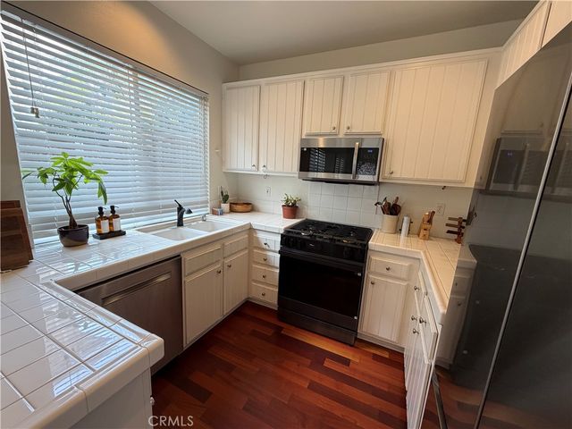 65 Danbury, Irvine, CA 92618