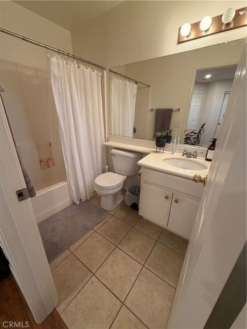 65 Danbury, Irvine, CA 92618
