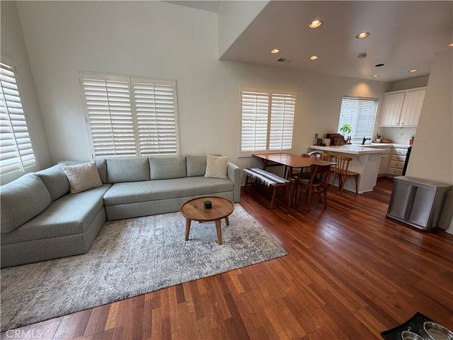 65 Danbury, Irvine, CA 92618