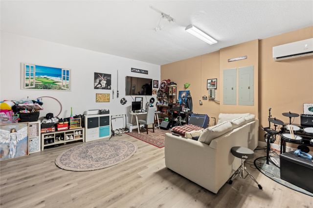 7922 NW 109th Lane, Parkland, FL 33076