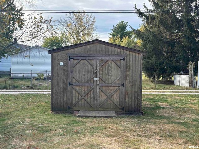 1310 W FRANKLIN Street, Taylorville, IL 62568