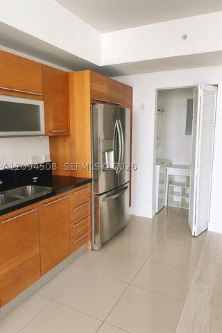 253 NE 2nd St 3307, Miami, FL 33132