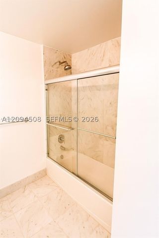 253 NE 2nd St 3307, Miami, FL 33132