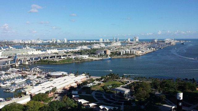253 NE 2nd St 3307, Miami, FL 33132