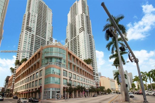 253 NE 2nd St 3307, Miami, FL 33132