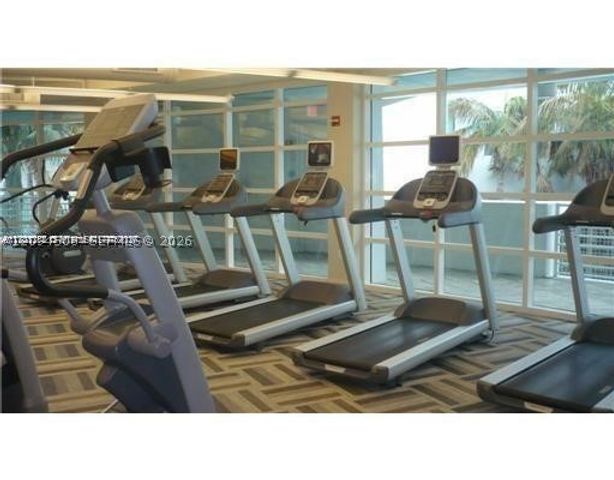 253 NE 2nd St 3307, Miami, FL 33132