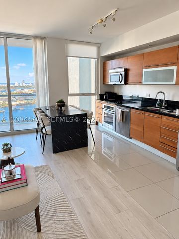 253 NE 2nd St 3307, Miami, FL 33132