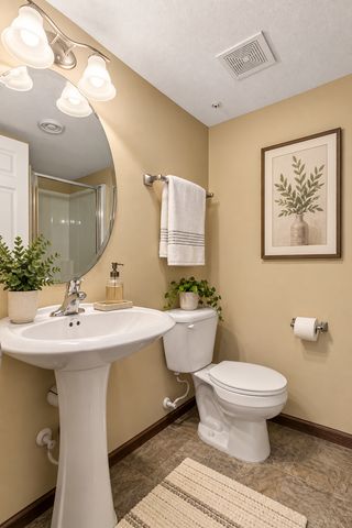 10002 Gentian Drive, Eden Prairie, MN 55347
