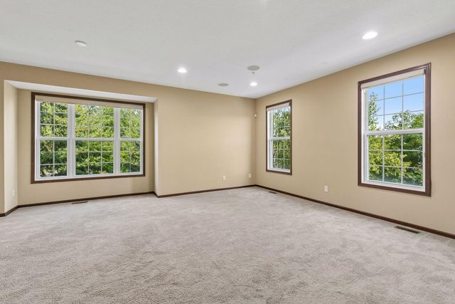 10002 Gentian Drive, Eden Prairie, MN 55347