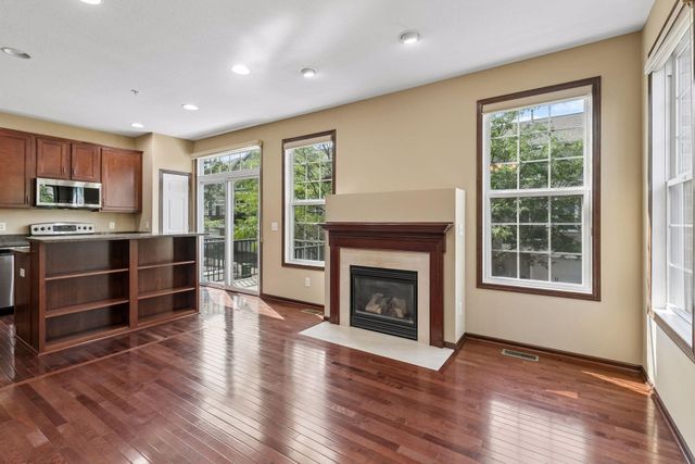 10002 Gentian Drive, Eden Prairie, MN 55347