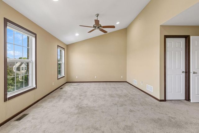 10002 Gentian Drive, Eden Prairie, MN 55347