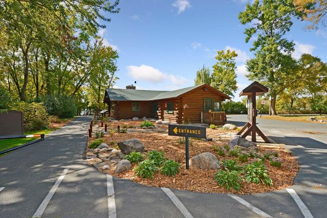 10002 Gentian Drive, Eden Prairie, MN 55347
