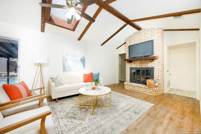 103 Madrid, Universal City, TX 78148