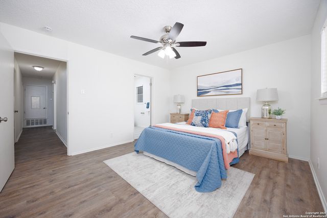 103 Madrid, Universal City, TX 78148