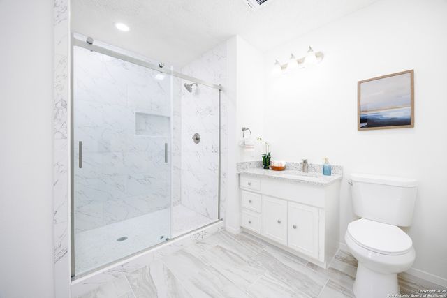 103 Madrid, Universal City, TX 78148