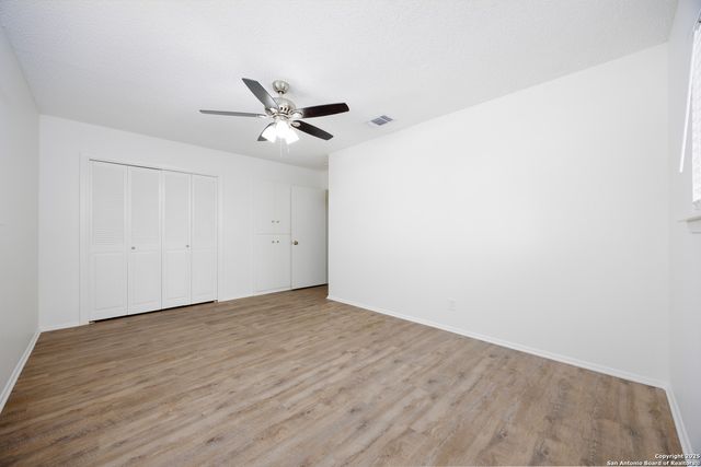 103 Madrid, Universal City, TX 78148