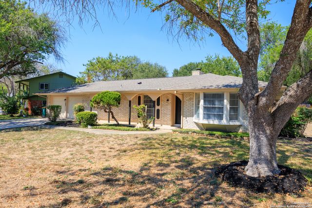 103 Madrid, Universal City, TX 78148