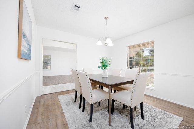 103 Madrid, Universal City, TX 78148