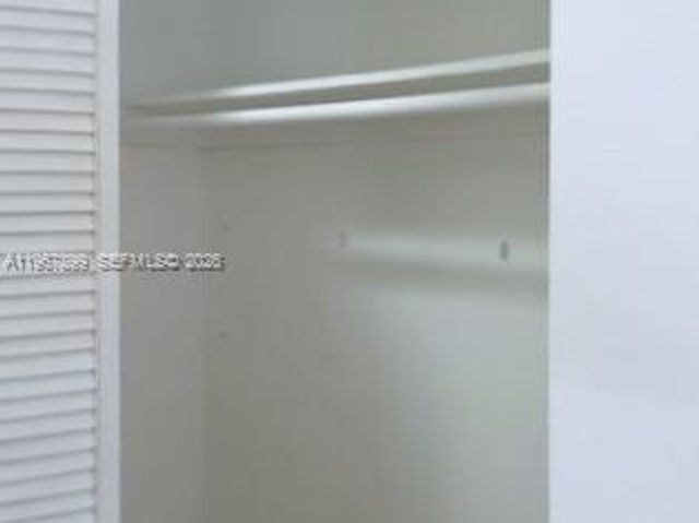 7705 SW 86th St B-213, Miami, FL 33143