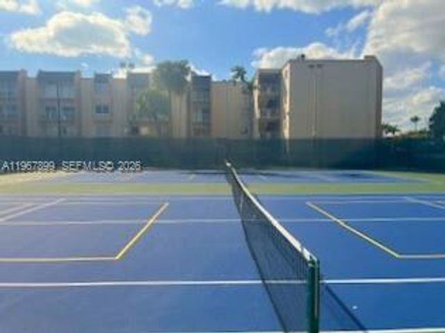 7705 SW 86th St B-213, Miami, FL 33143