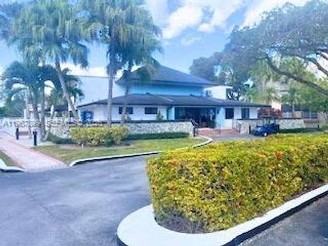 7705 SW 86th St B-213, Miami, FL 33143