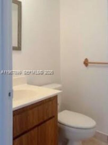 7705 SW 86th St B-213, Miami, FL 33143