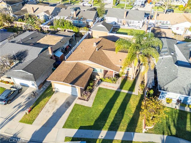 1821 Ostrom, Long Beach, CA 90815
