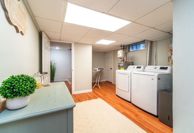 945 Santuit Newtown Rd, Barnstable, MA 02648