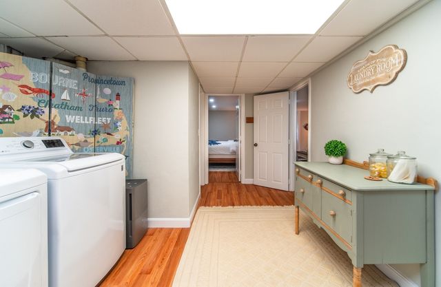 945 Santuit Newtown Rd, Barnstable, MA 02648