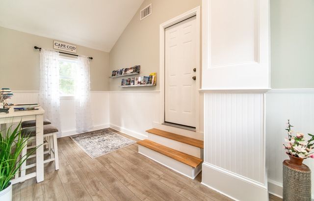 945 Santuit Newtown Rd, Barnstable, MA 02648