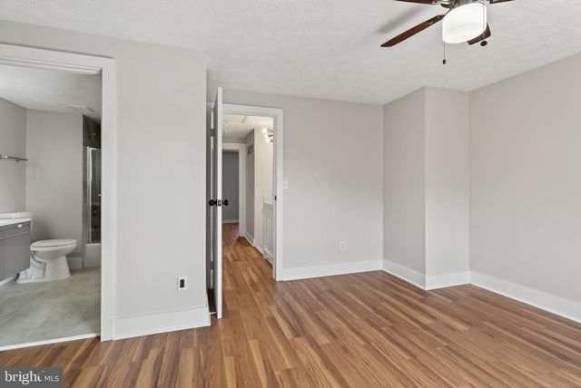 8336 CLAREMONT WOODS DR, Alexandria, VA 22309