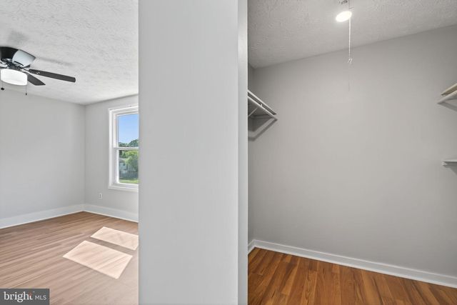 8336 CLAREMONT WOODS DR, Alexandria, VA 22309