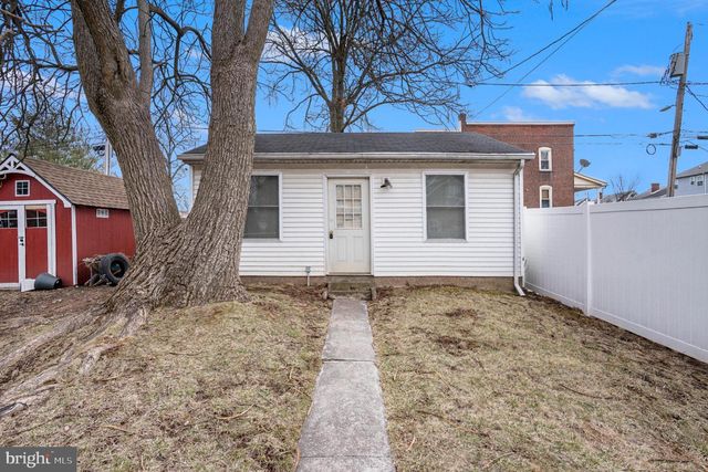 515 N BROAD ST, Lansdale, PA 19446