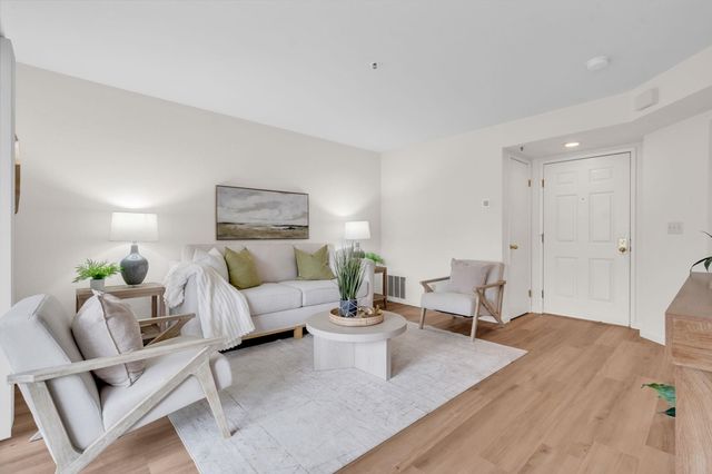 337 337 Chris Common 111, Livermore, CA 94550