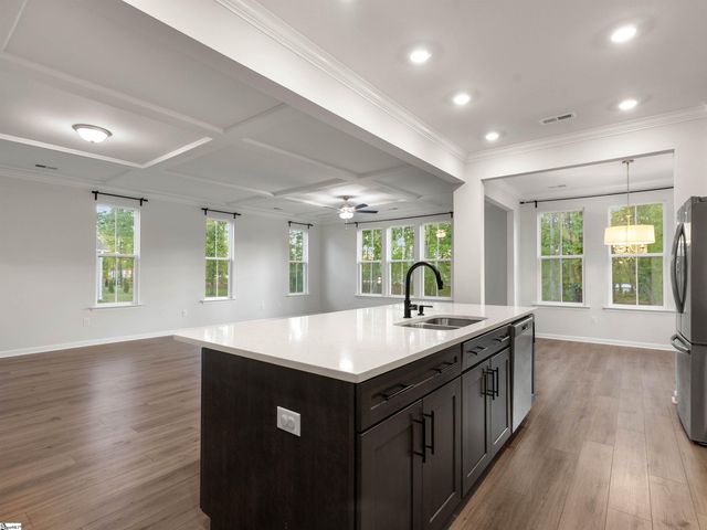 4135 Crest Ridge Lane, Boiling Springs, SC 29316