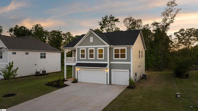 4135 Crest Ridge Lane, Boiling Springs, SC 29316
