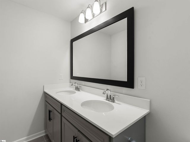 4135 Crest Ridge Lane, Boiling Springs, SC 29316