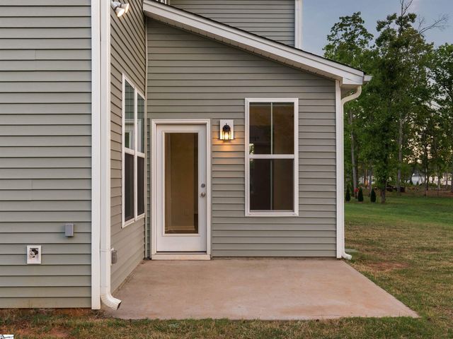 4135 Crest Ridge Lane, Boiling Springs, SC 29316