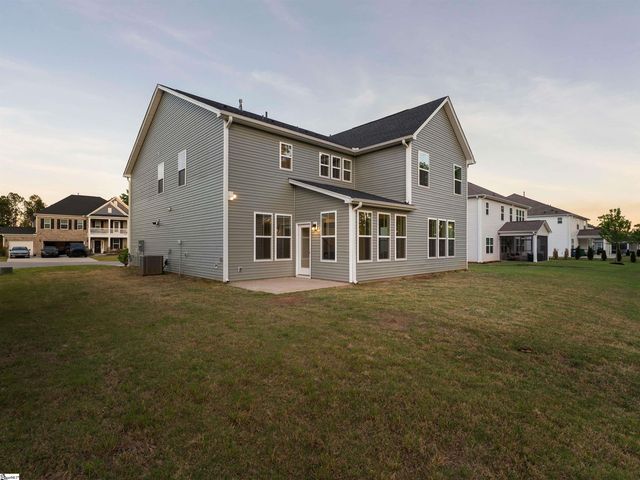 4135 Crest Ridge Lane, Boiling Springs, SC 29316