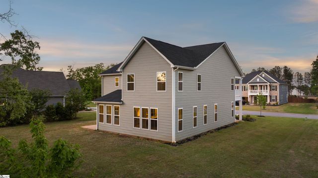4135 Crest Ridge Lane, Boiling Springs, SC 29316