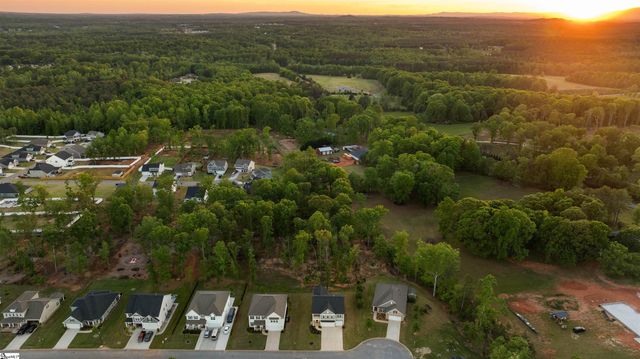 4135 Crest Ridge Lane, Boiling Springs, SC 29316