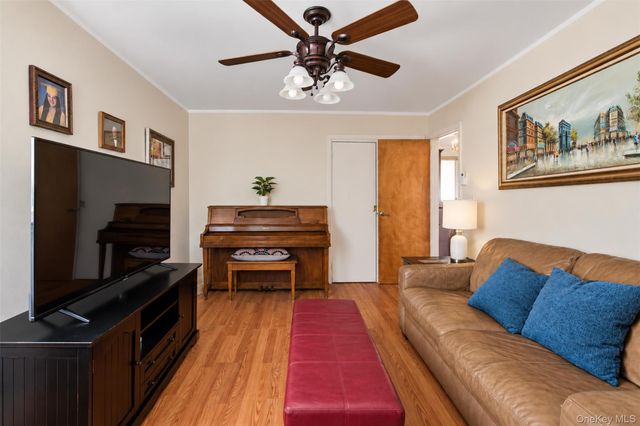 1610 Astor Avenue, Bronx, NY 10469