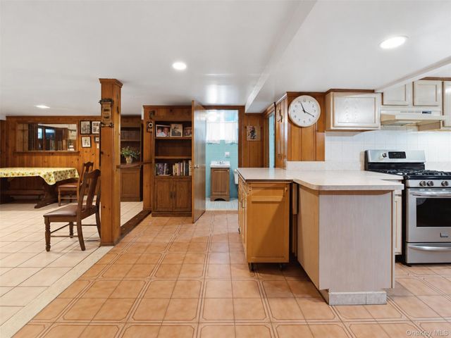 1610 Astor Avenue, Bronx, NY 10469
