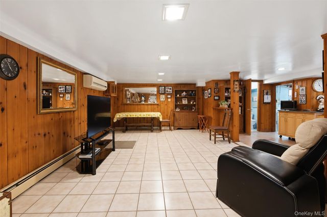 1610 Astor Avenue, Bronx, NY 10469
