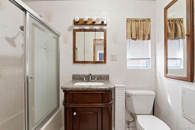 1610 Astor Avenue, Bronx, NY 10469