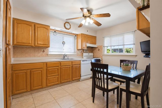 1610 Astor Avenue, Bronx, NY 10469