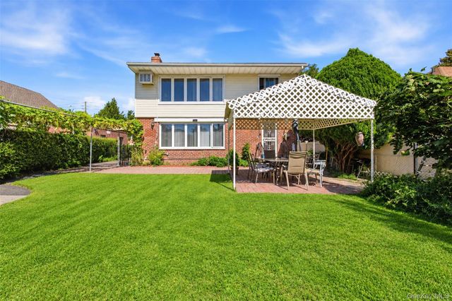 1610 Astor Avenue, Bronx, NY 10469