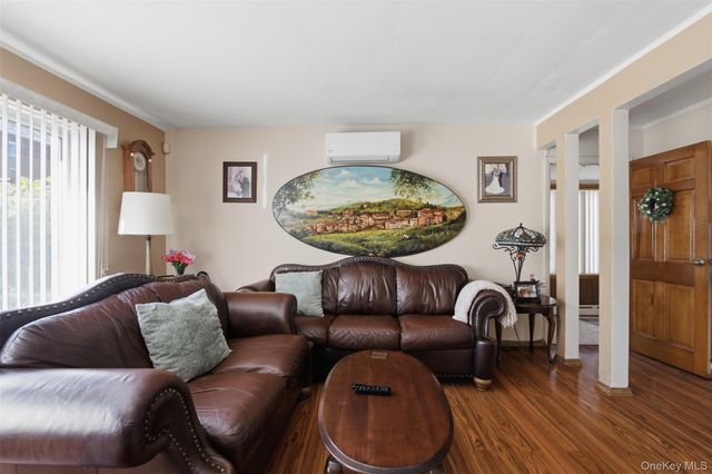1610 Astor Avenue, Bronx, NY 10469